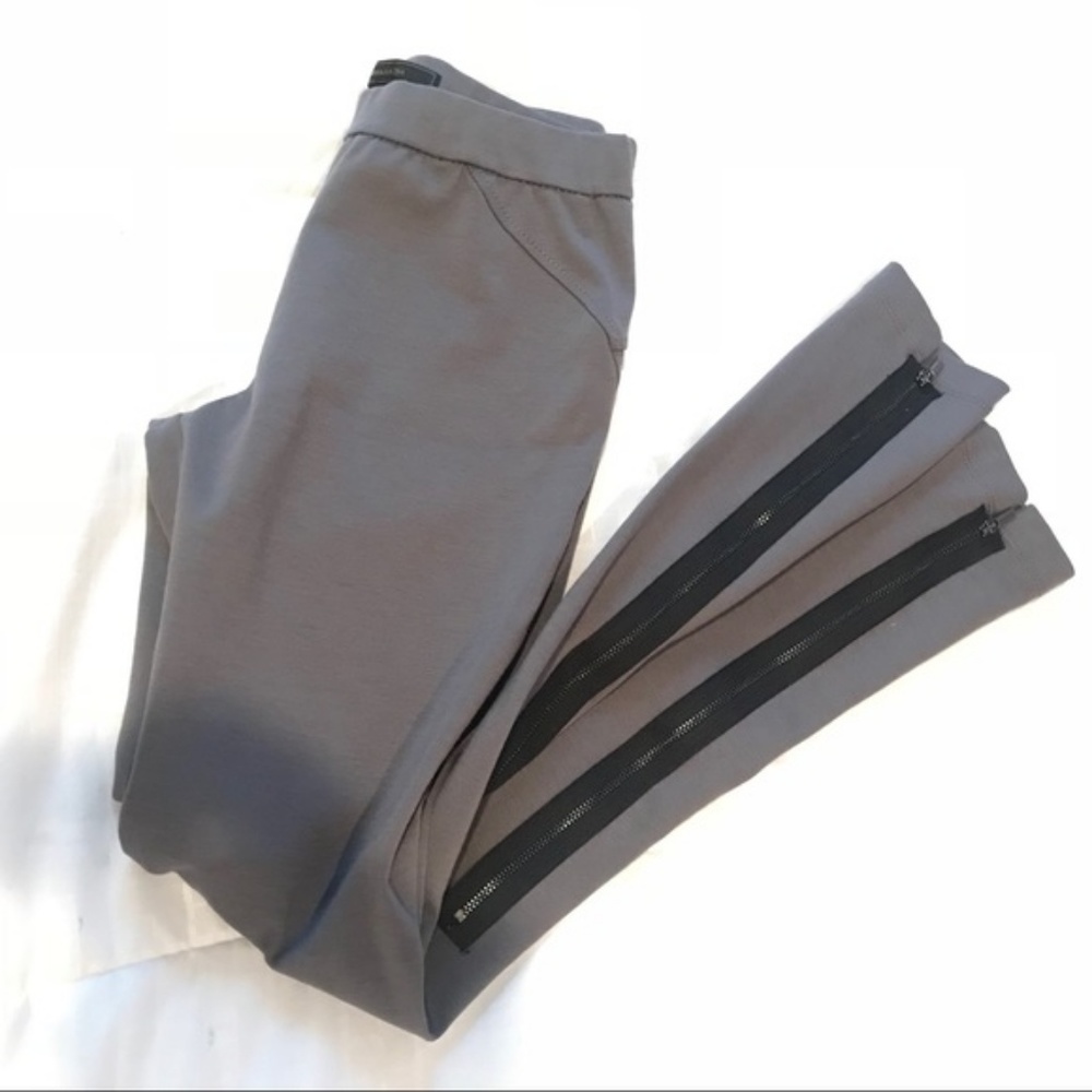 BCBGMaxAzria Gray Leggings with Black Zipper Trim